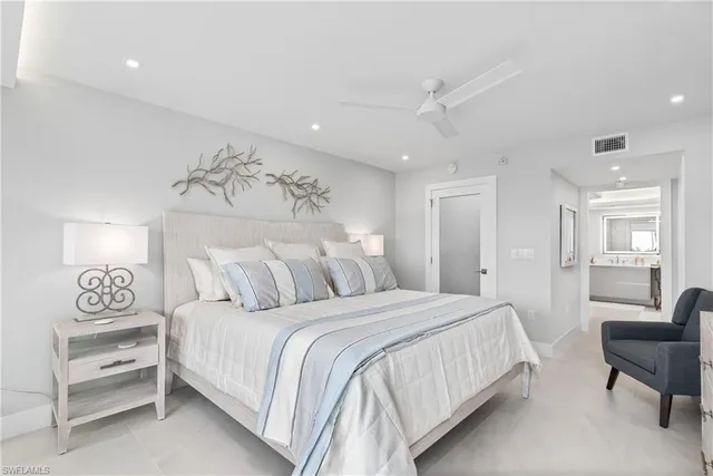 $10,500 | 21 Bluebill Avenue, Unit B302, Naples, FL 34108