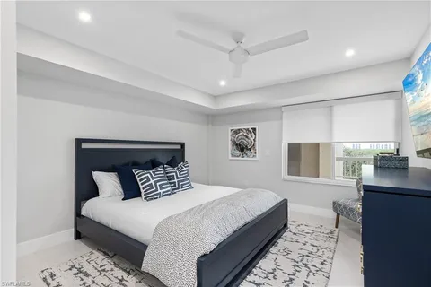 $10,500 | 21 Bluebill Avenue, Unit B302, Naples, FL 34108