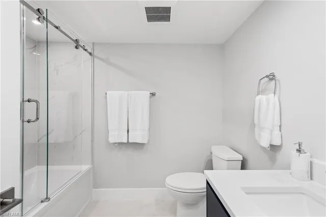 $10,500 | 21 Bluebill Avenue, Unit B302, Naples, FL 34108