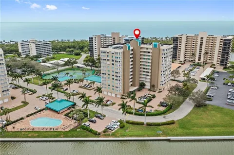 $10,500 | 21 Bluebill Avenue, Unit B302, Naples, FL 34108