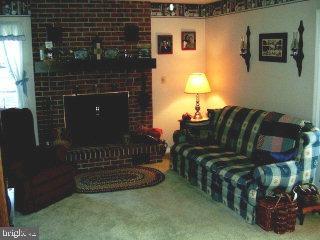 810 Hornig Road Lancaster, PA 17601 - Photo 4 of 10 Gallery Image 4