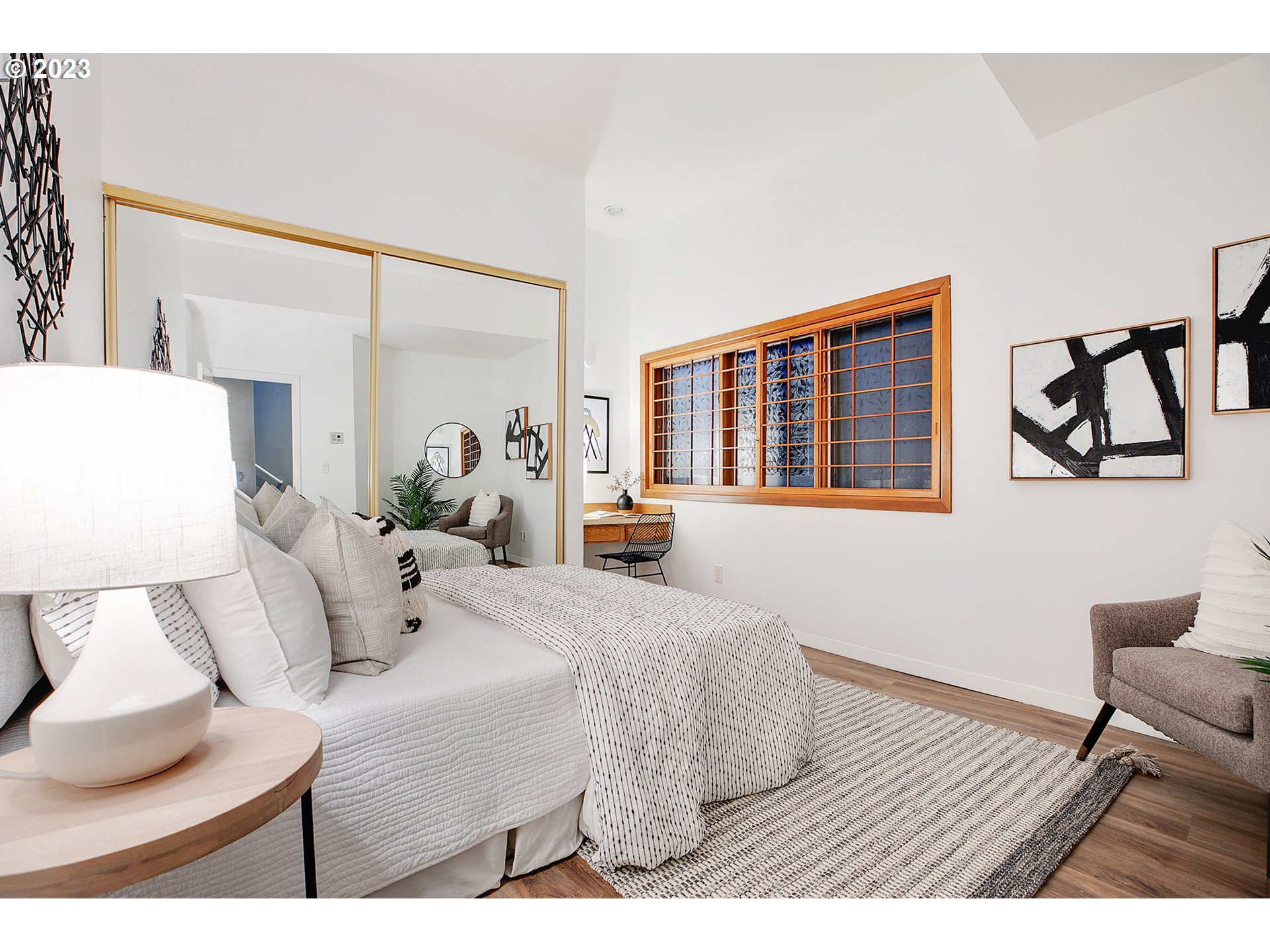 2208 Southwest Hoffman Avenue Portland, OR 97201 - Photo 21 of 32