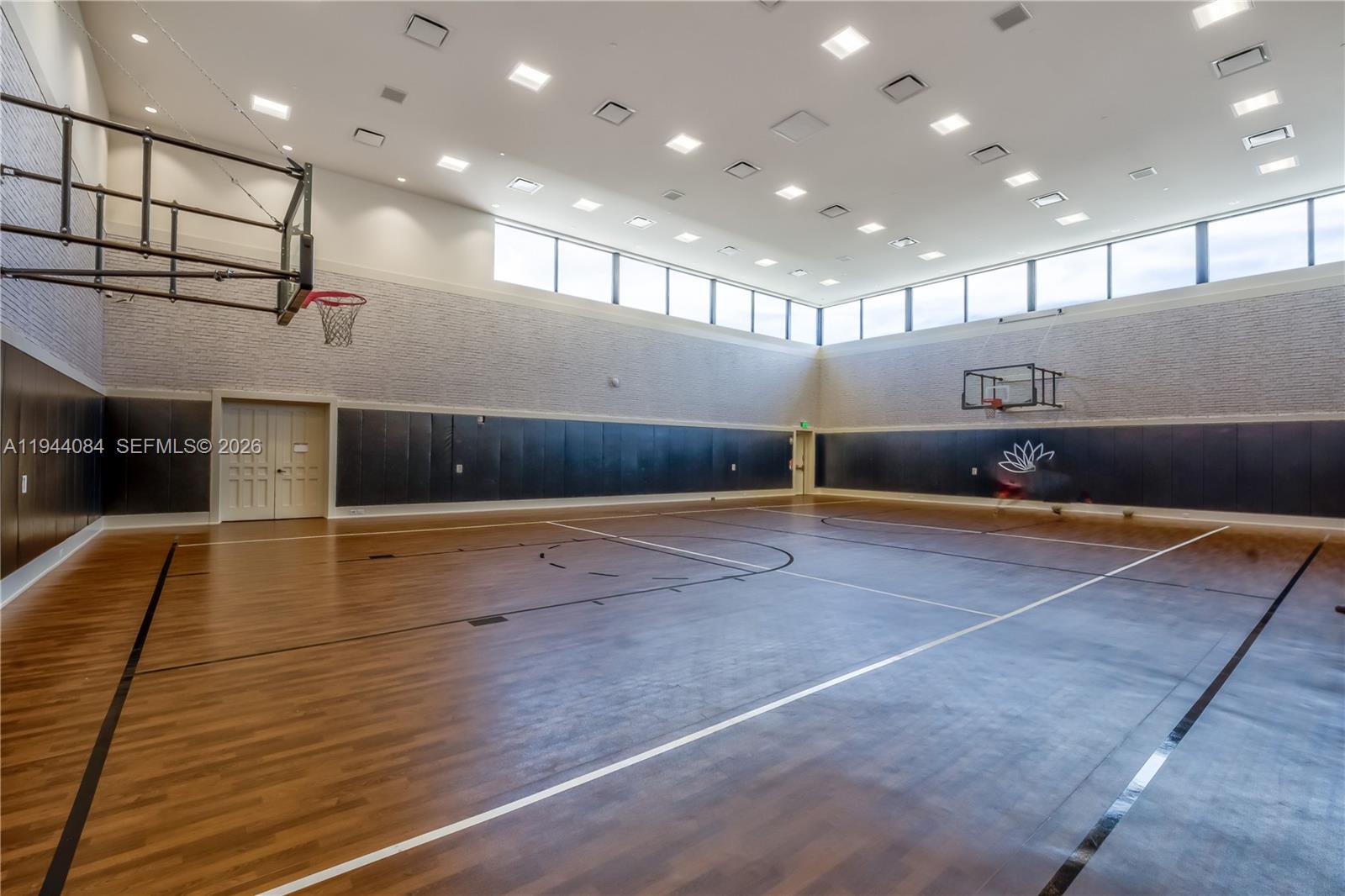 8525 Crystal Downs Avenue Boca Raton, FL 33434 - Photo 81 of 84 Clubhouse Indoor Basketball