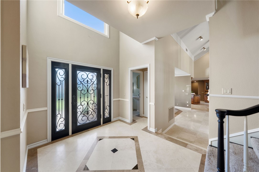 30230 De Portola Road Temecula, CA 92592 - Photo 10 of 76 Formal entry