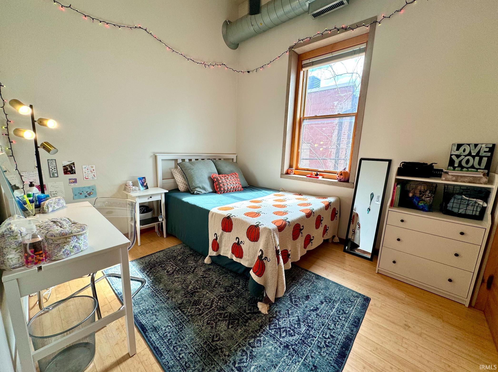 213 North Walnut Street, Unit 1 Bloomington, IN 47404 - Photo 5 of 12