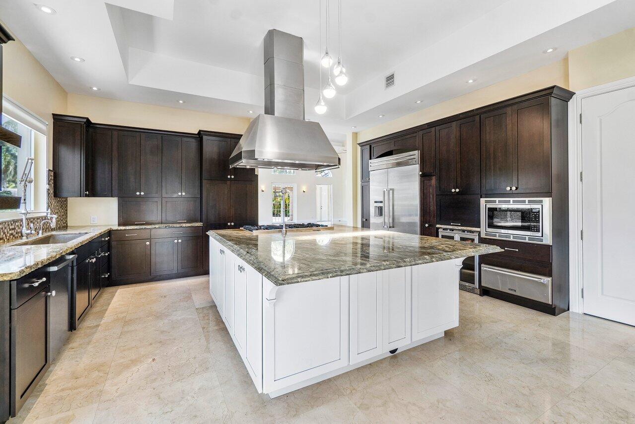 217 Thatch Palm Drive Boca Raton, FL 33432 - Photo 17 of 51 Custom Chef's Kitchen