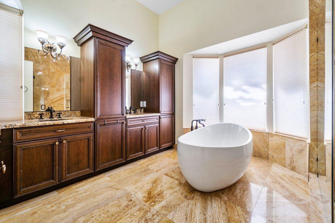 217 Thatch Palm Drive Boca Raton, FL 33432 - Photo 21 of 51 Master Bath