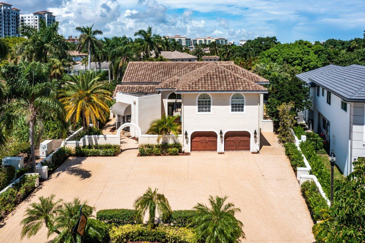 217 Thatch Palm Drive Boca Raton, FL 33432 - Photo 5 of 51 Aerial