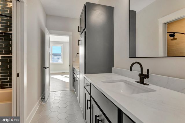 $2,300,000 | 24 West Atlantic Street, Fenwick Island, DE 19944