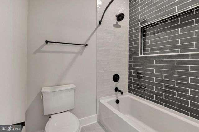 $2,300,000 | 24 West Atlantic Street, Fenwick Island, DE 19944