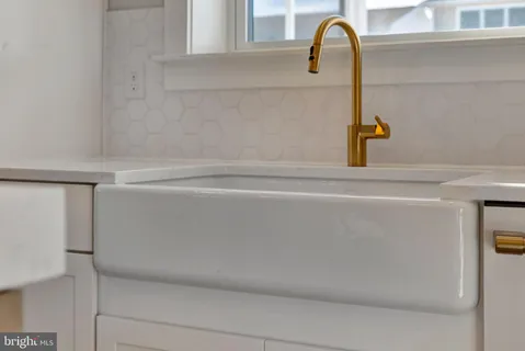 $2,300,000 | 24 West Atlantic Street, Fenwick Island, DE 19944