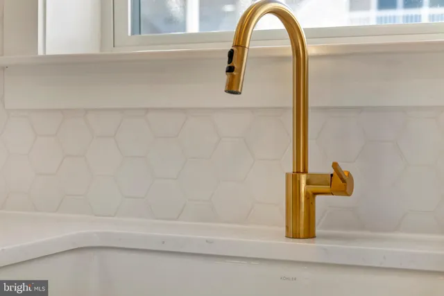 $2,300,000 | 24 West Atlantic Street, Fenwick Island, DE 19944