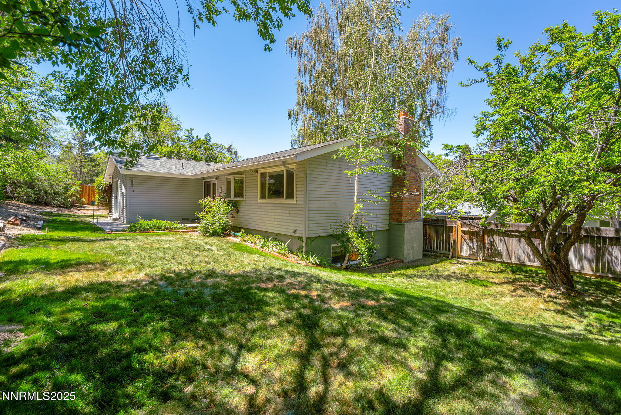 2770 Solari Drive Reno, NV 89509 - Photo 23 of 28 Fenced Backyard