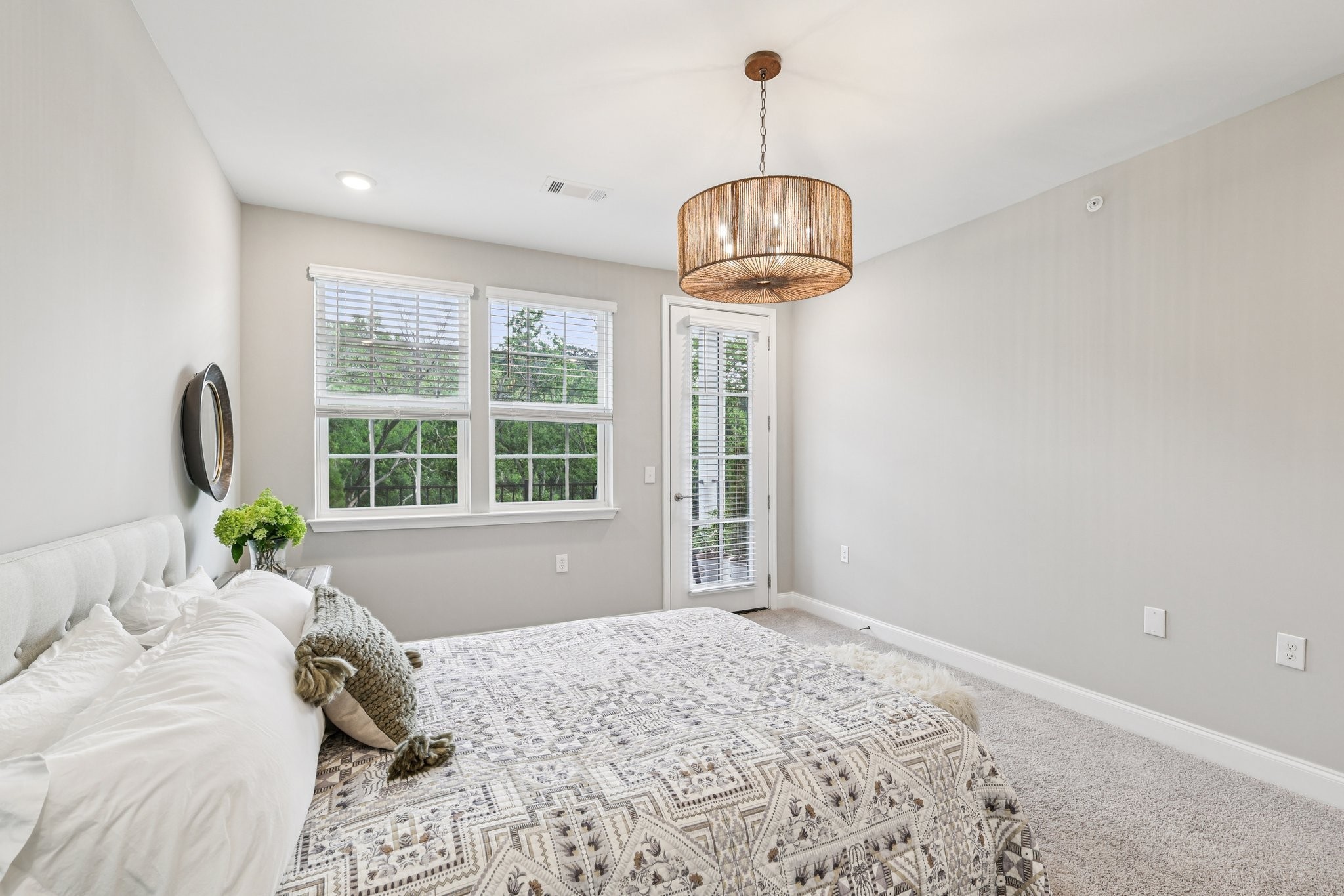 1801 Shadow Green Drive, Unit 306 Franklin, TN 37064 - Photo 26 of 39 a bedroom with a bed and a window