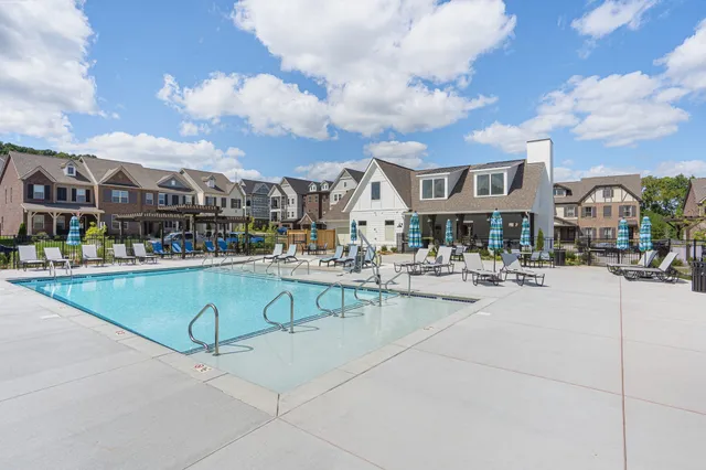 $469,999 | 1801 Shadow Green Drive, Unit 306, Franklin, TN 37064