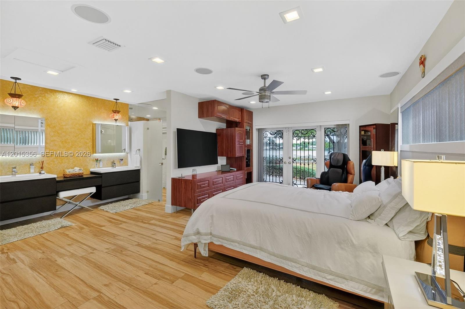 9261 Southwest 88th Street Miami, FL 33173 - Photo 29 of 55