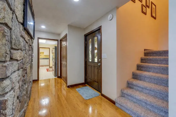 $950,000 | 104 Newt Wheelock Road, Jonesborough, TN 37659