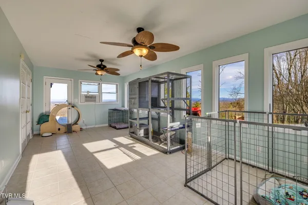 $950,000 | 104 Newt Wheelock Road, Jonesborough, TN 37659