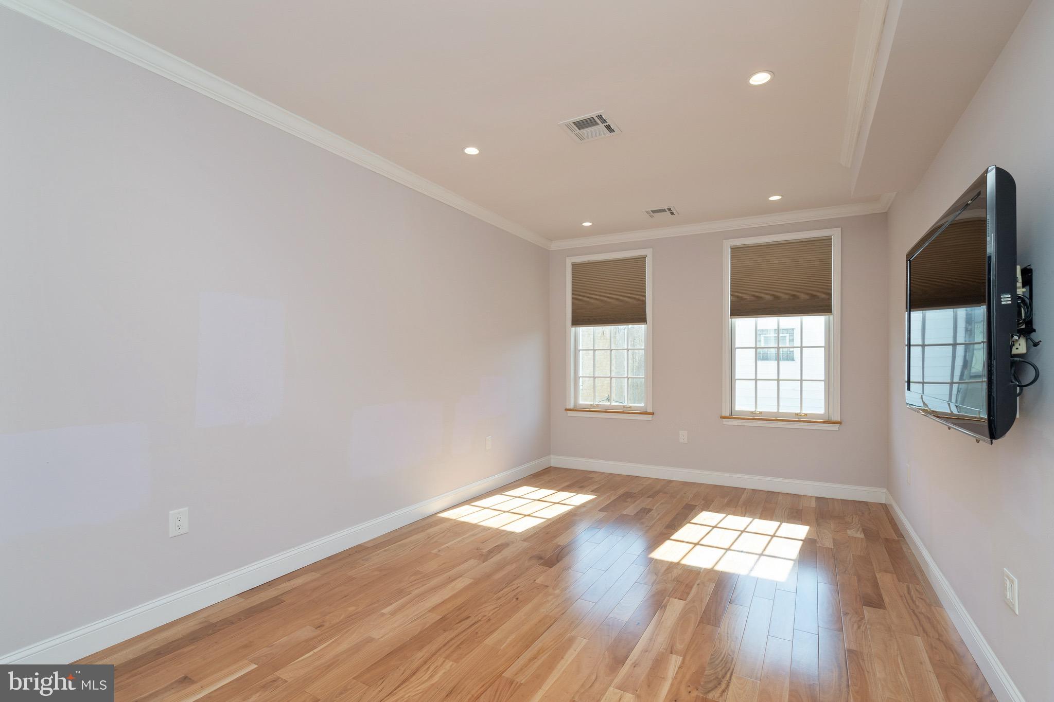 2427 South 13th Street Philadelphia, PA 19148 - Photo 20 of 35