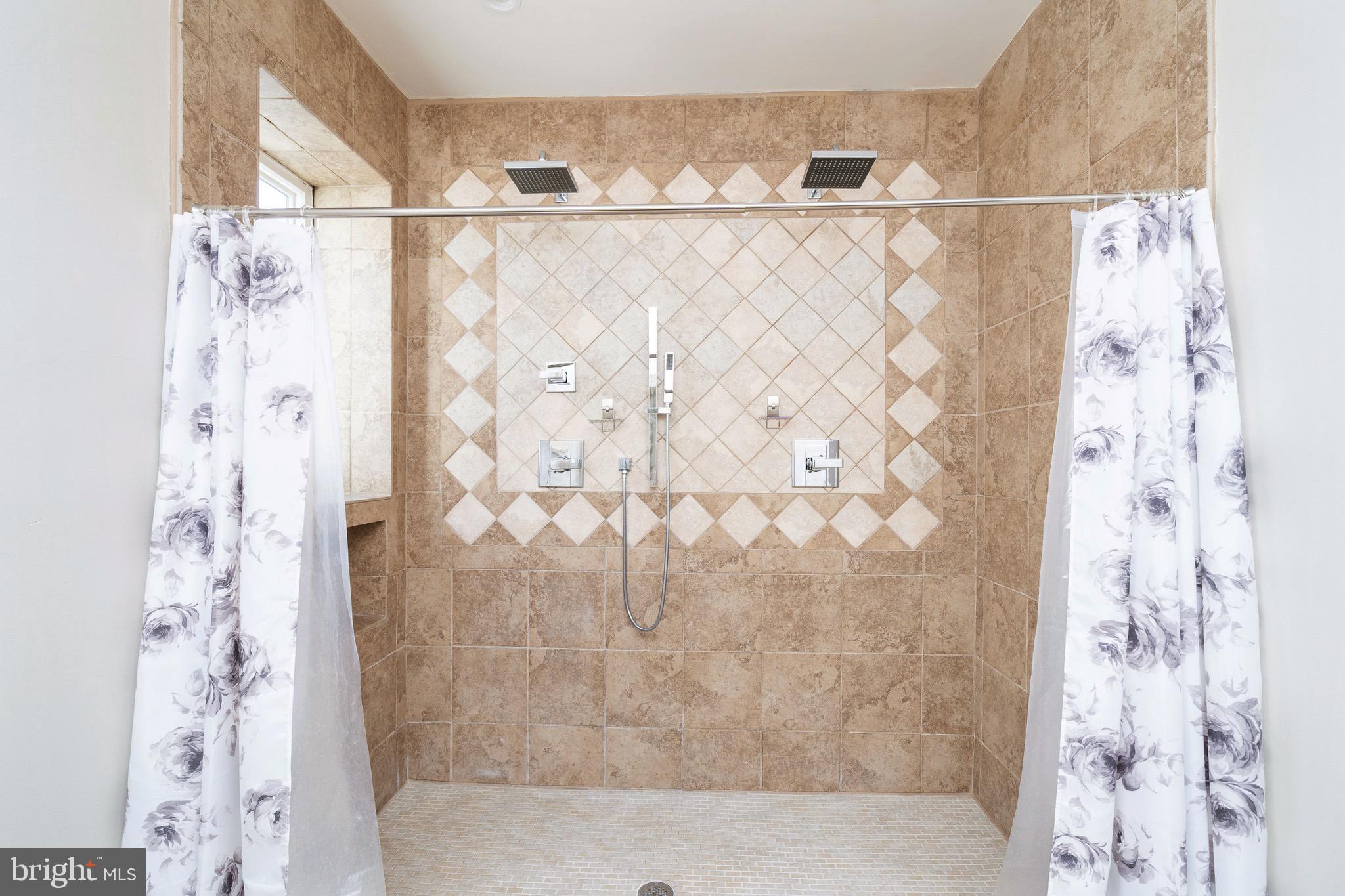 2427 South 13th Street Philadelphia, PA 19148 - Photo 27 of 35