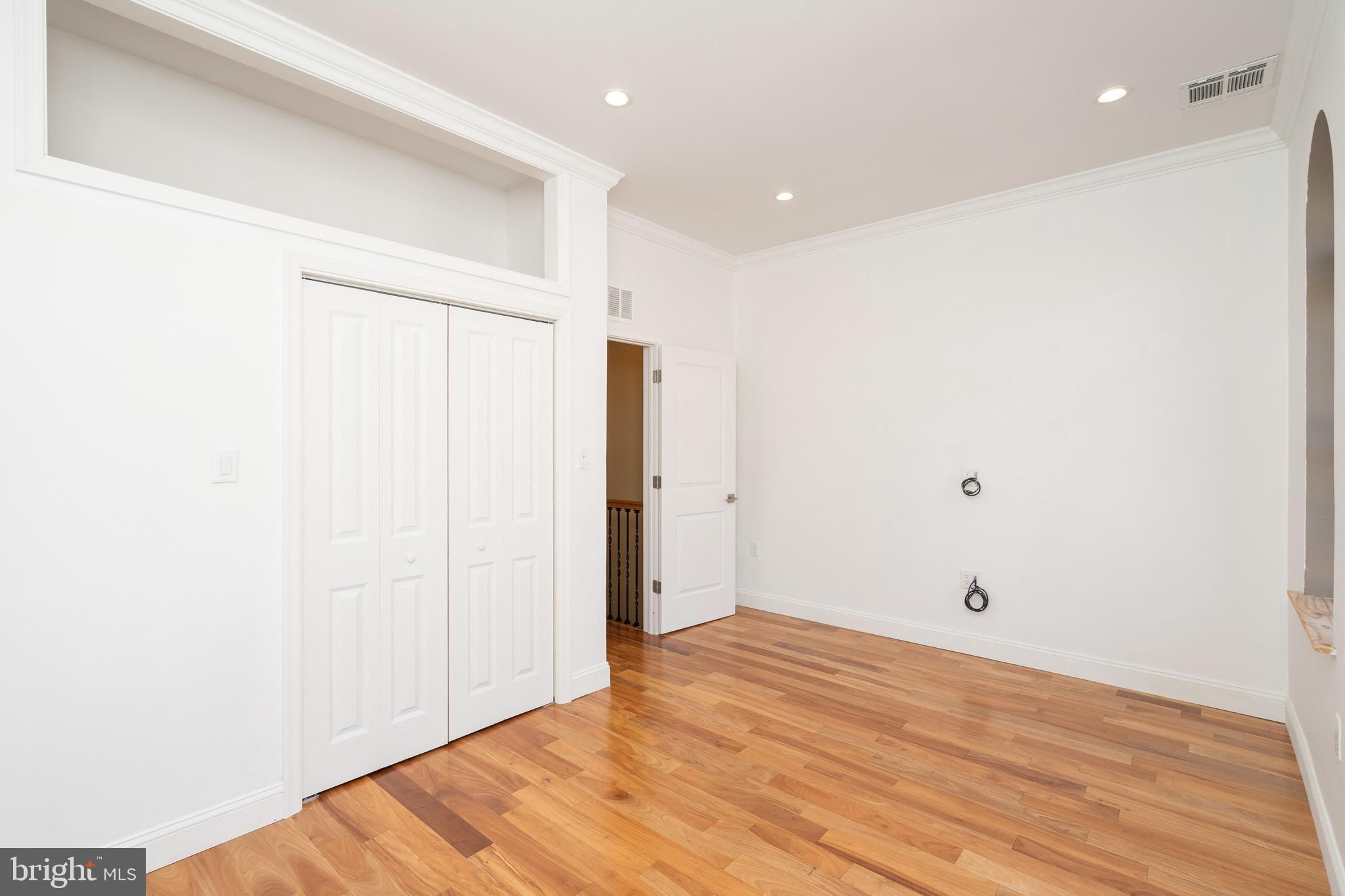 2427 South 13th Street Philadelphia, PA 19148 - Photo 30 of 35