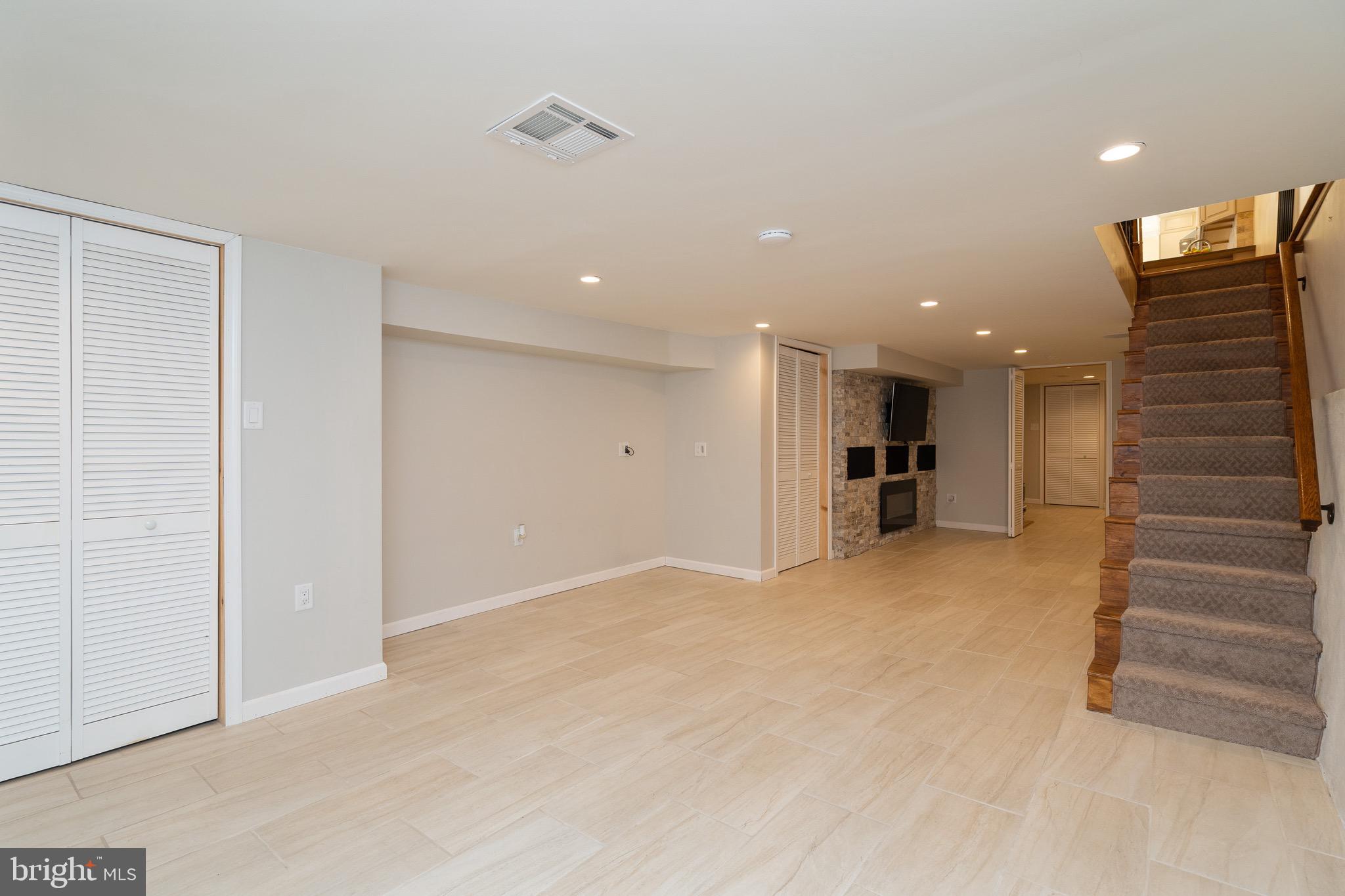 2427 South 13th Street Philadelphia, PA 19148 - Photo 31 of 35