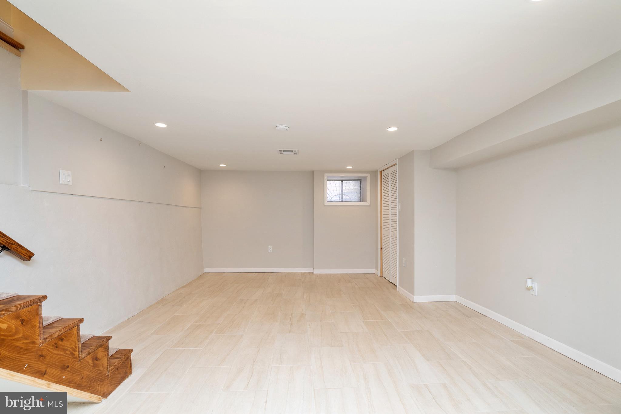 2427 South 13th Street Philadelphia, PA 19148 - Photo 33 of 35