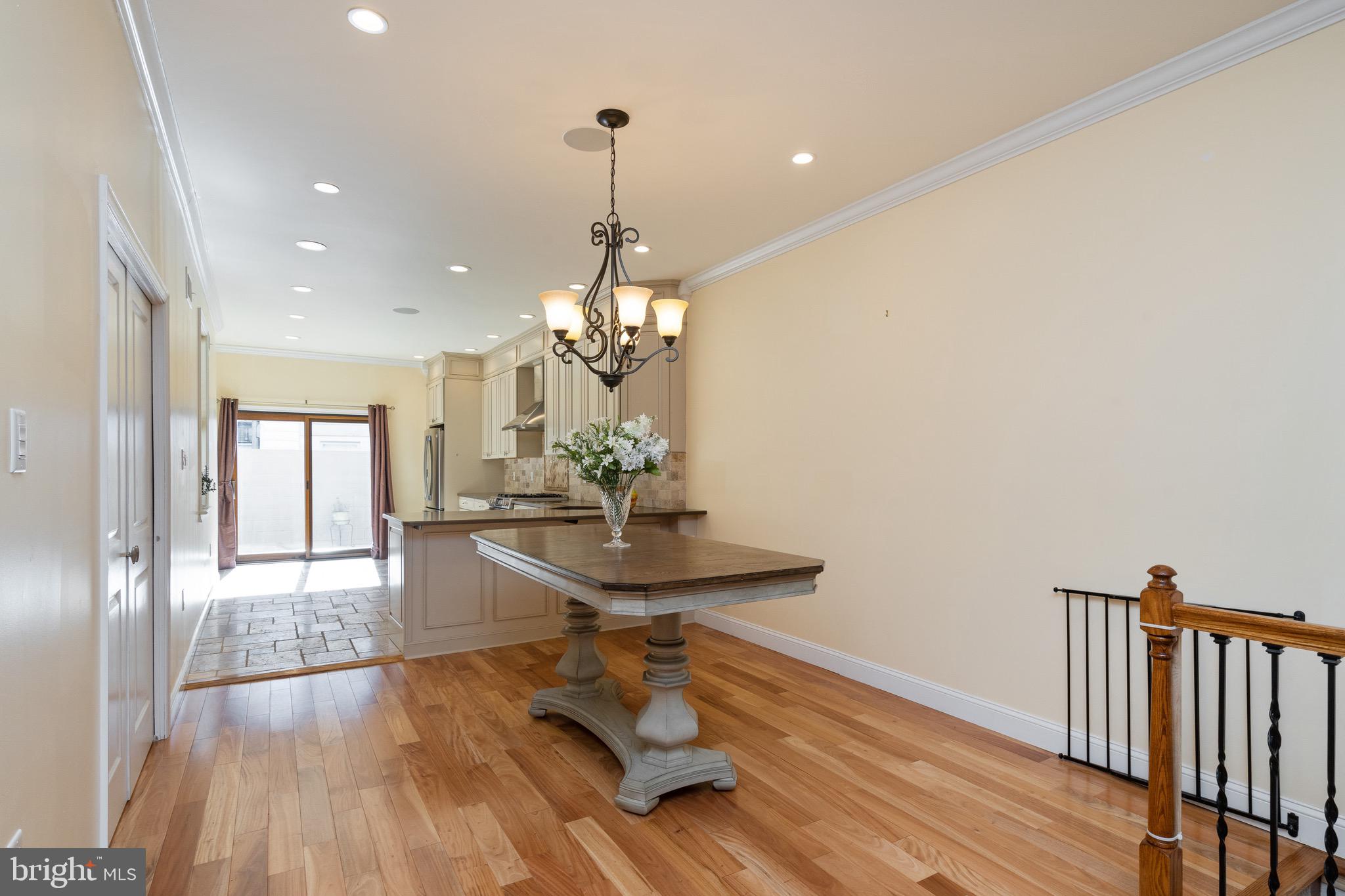 2427 South 13th Street Philadelphia, PA 19148 - Photo 8 of 35