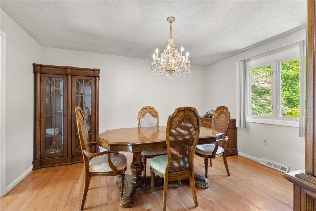 12 Queens Circle Sharon, MA 02067 - Photo 15 of 42