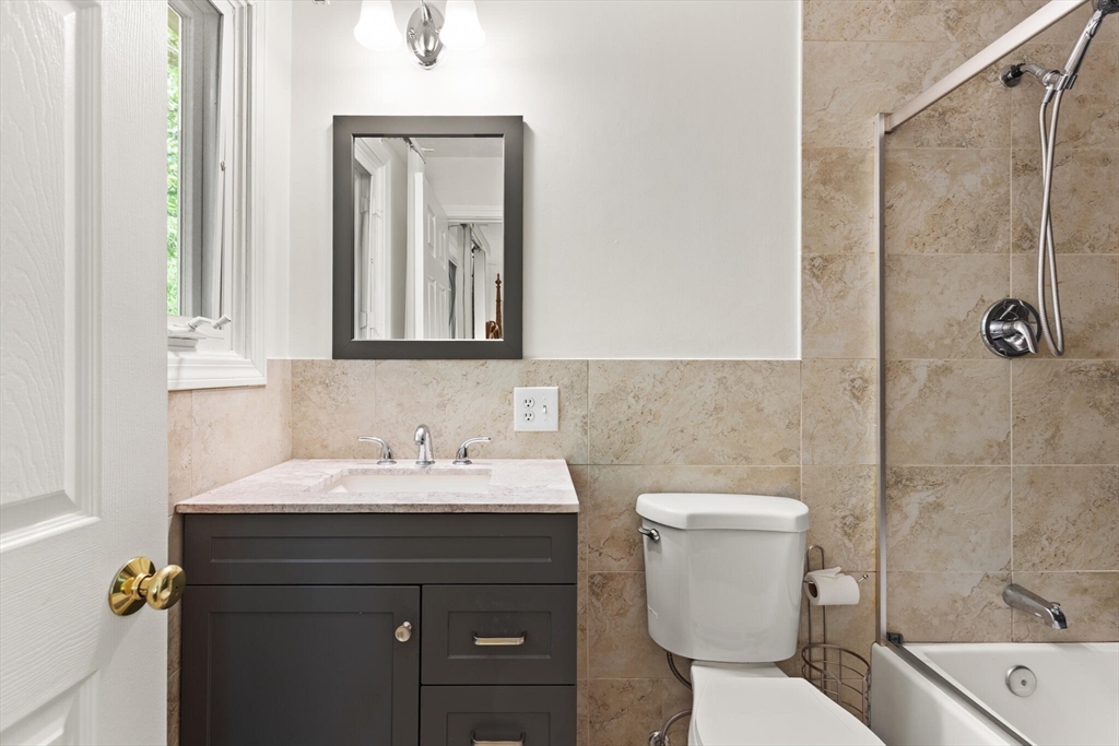 12 Queens Circle Sharon, MA 02067 - Photo 34 of 42