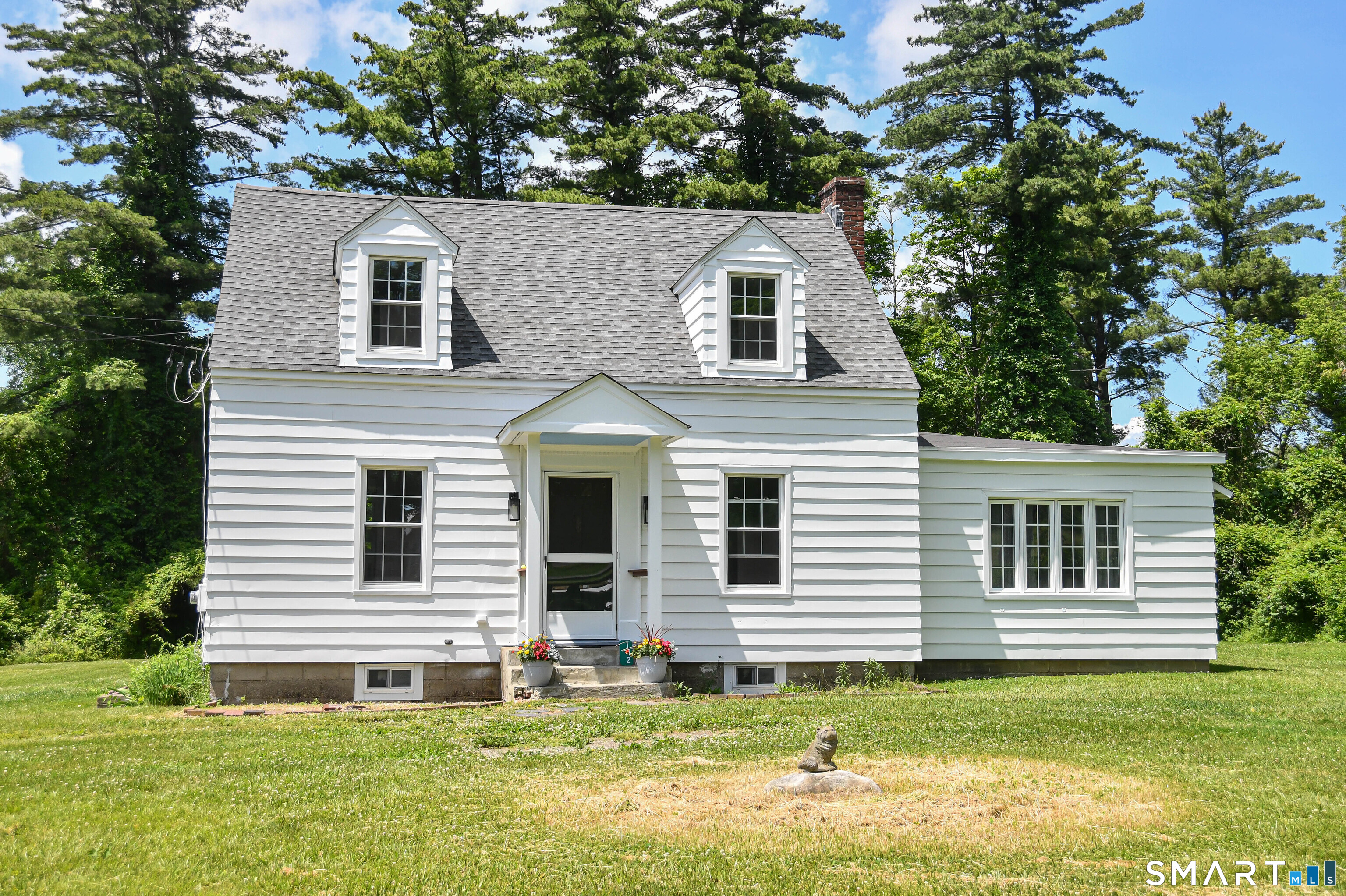 142 Gay Street Sharon, CT 06069 - Photo 3 of 17