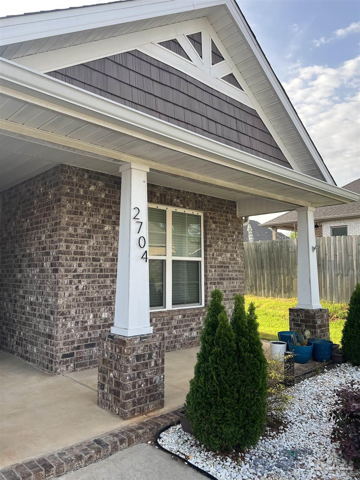 2704 Woodman Loop Cantonment, FL 32533 - Photo 3 of 44