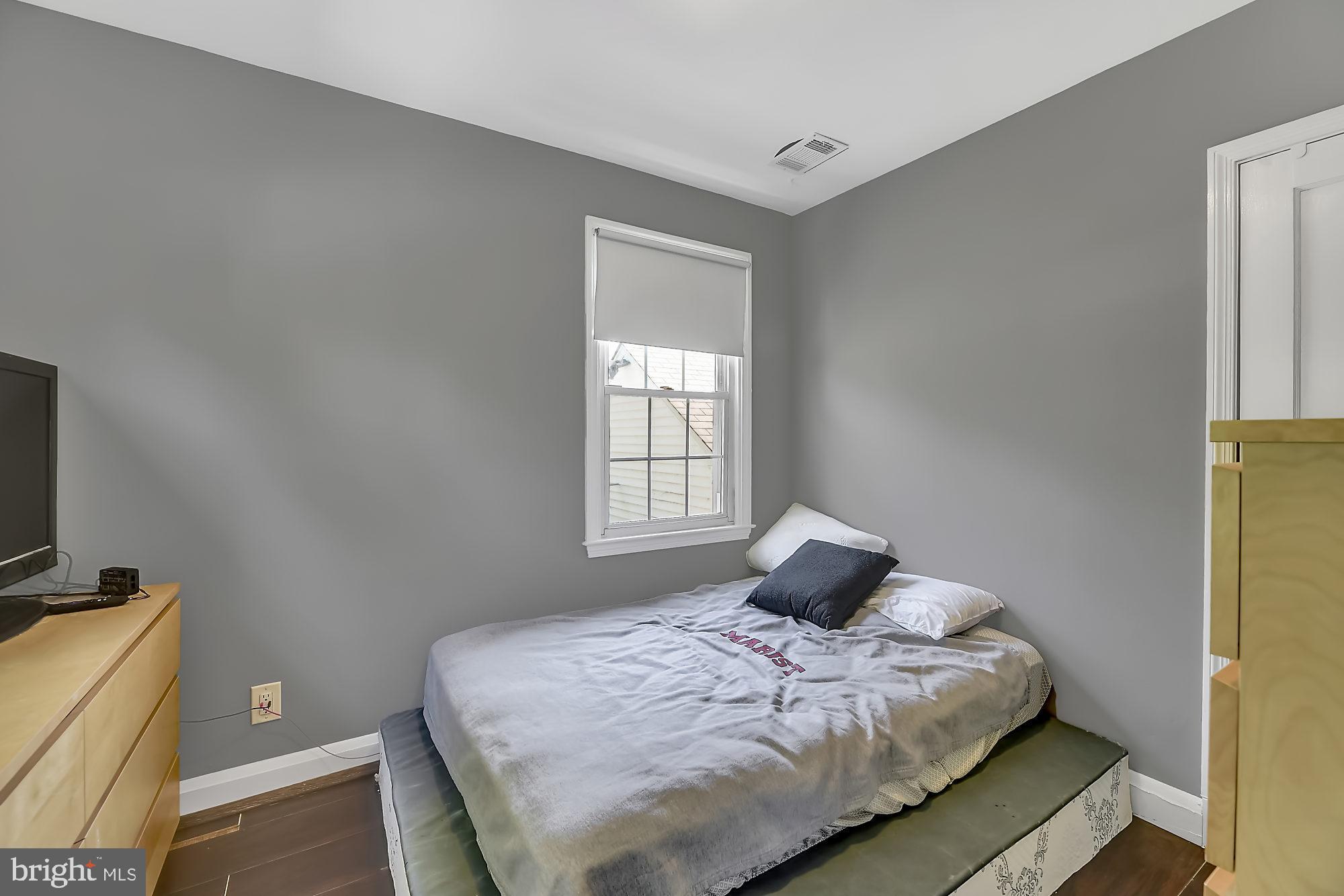 5903 Meadow Road Baltimore, MD 21206 - Photo 23 of 38 Bedroom 3