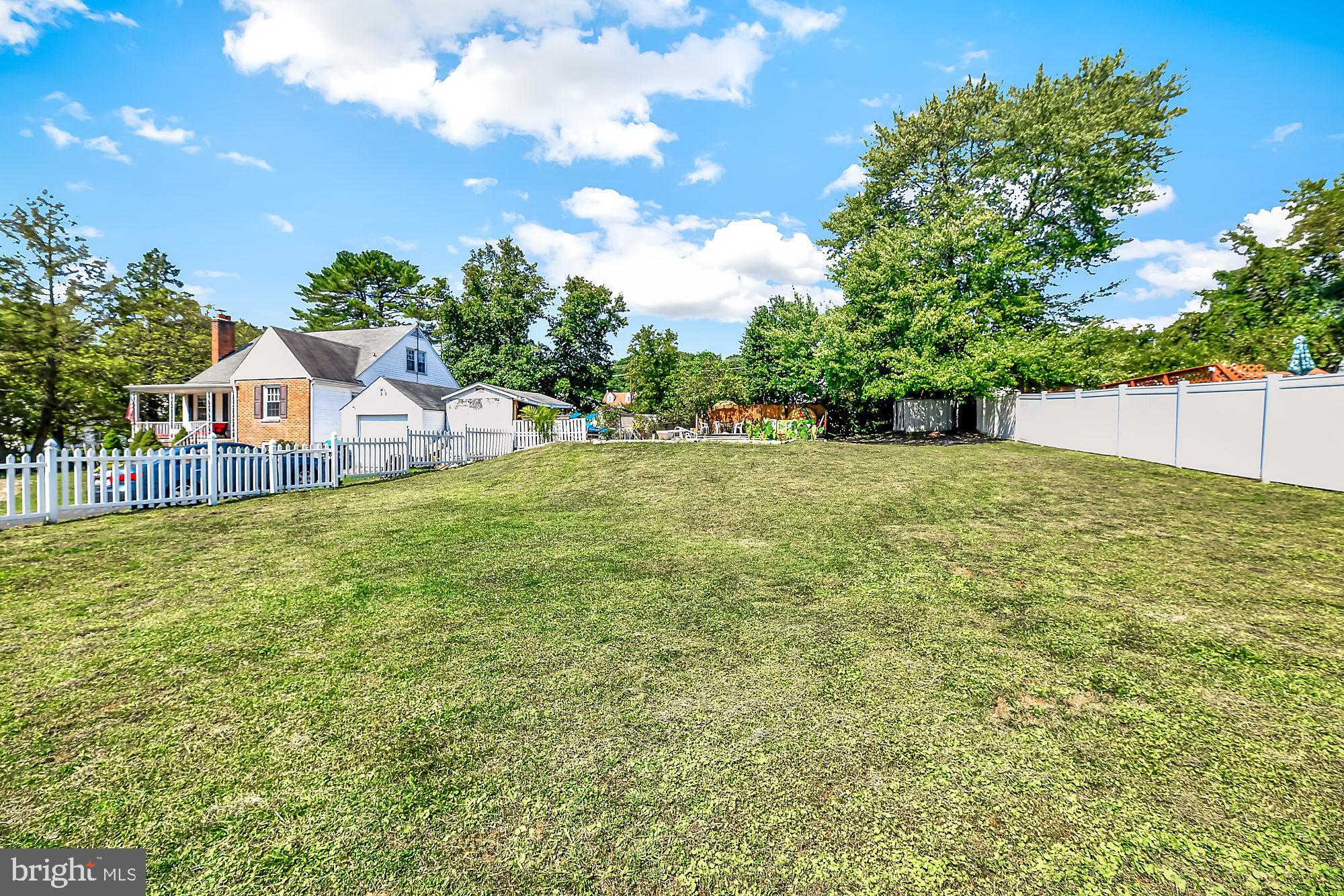 5903 Meadow Road Baltimore, MD 21206 - Photo 35 of 38 Large Yard Double Lot