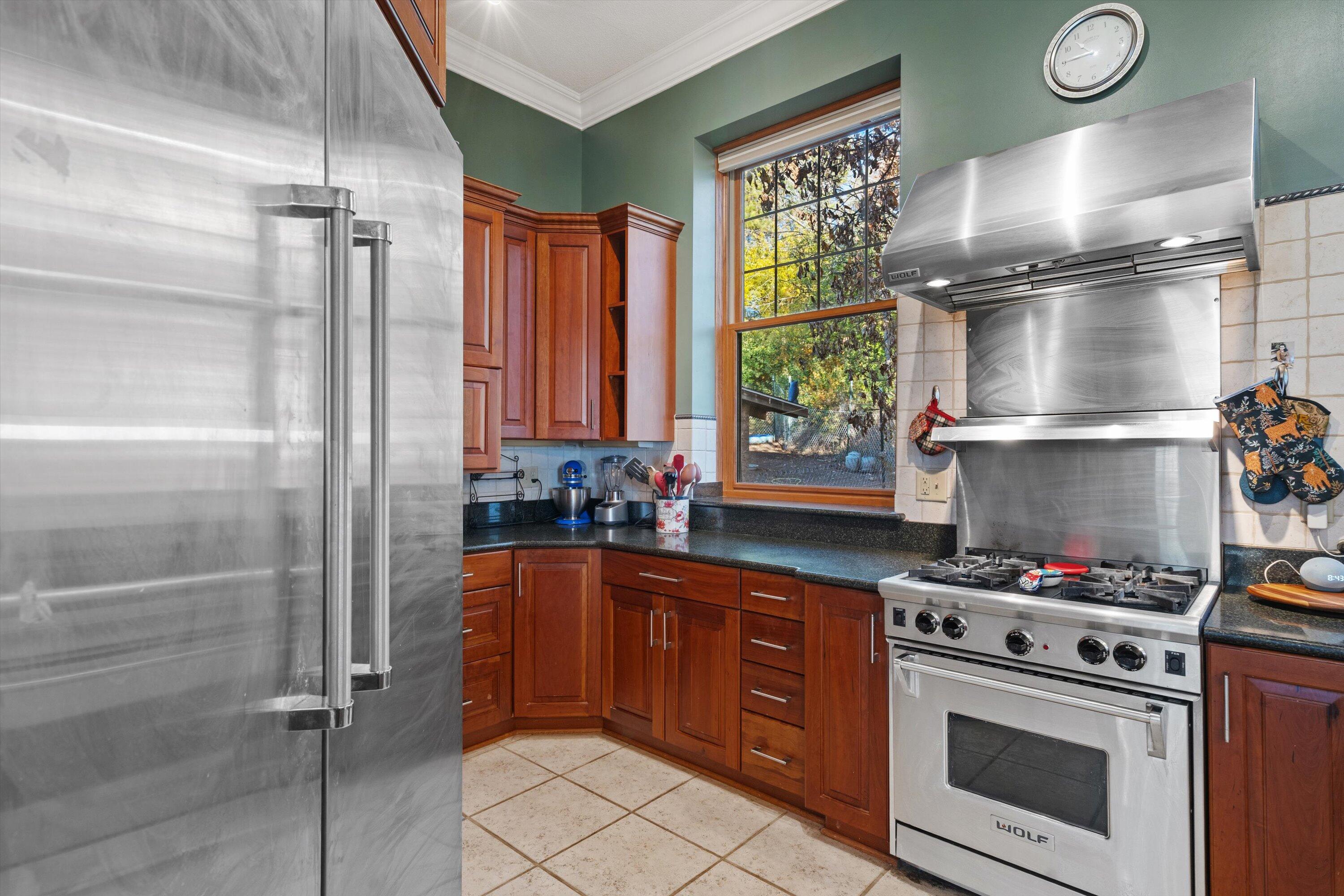 N44W25902 Lindsay Road Pewaukee, WI 53072 - Photo 10 of 92 Viking and Wolf Appliances