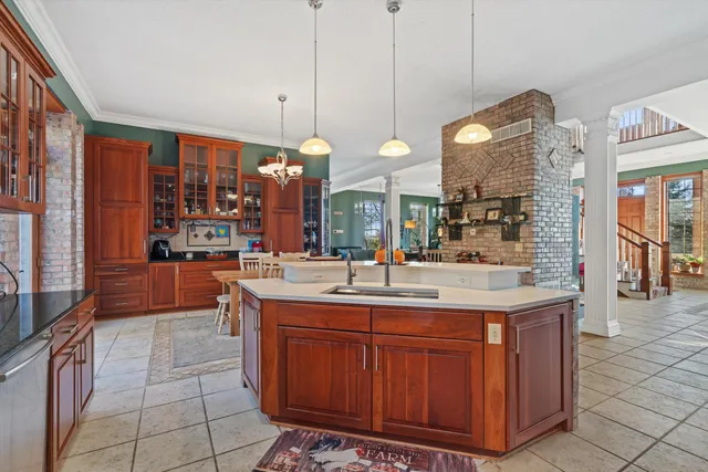 $1,350,000 | N44W25902 Lindsay Road, Pewaukee, WI 53072