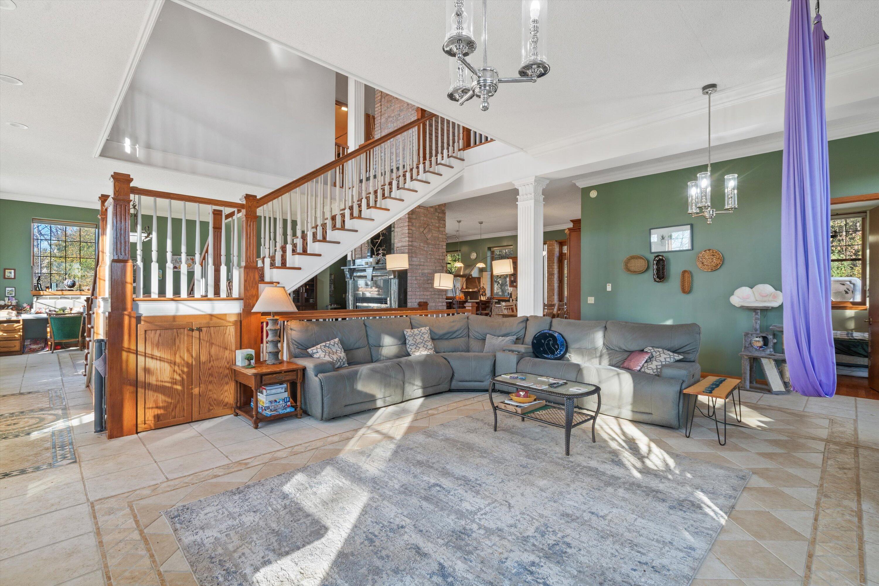 N44W25902 Lindsay Road Pewaukee, WI 53072 - Photo 19 of 92 Main Floor Living Space