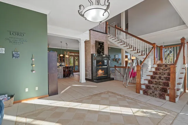 $1,350,000 | N44W25902 Lindsay Road, Pewaukee, WI 53072