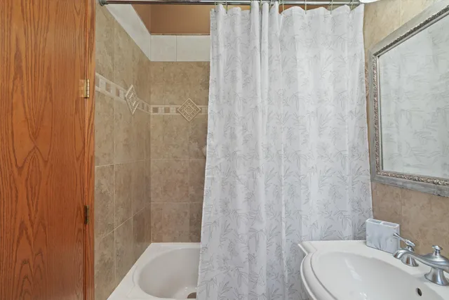 $1,350,000 | N44W25902 Lindsay Road, Pewaukee, WI 53072