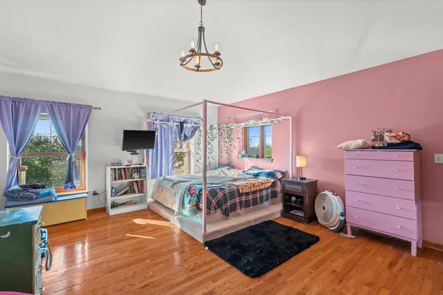 $1,350,000 | N44W25902 Lindsay Road, Pewaukee, WI 53072