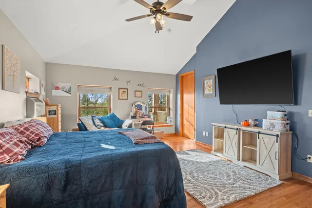 $1,350,000 | N44W25902 Lindsay Road, Pewaukee, WI 53072