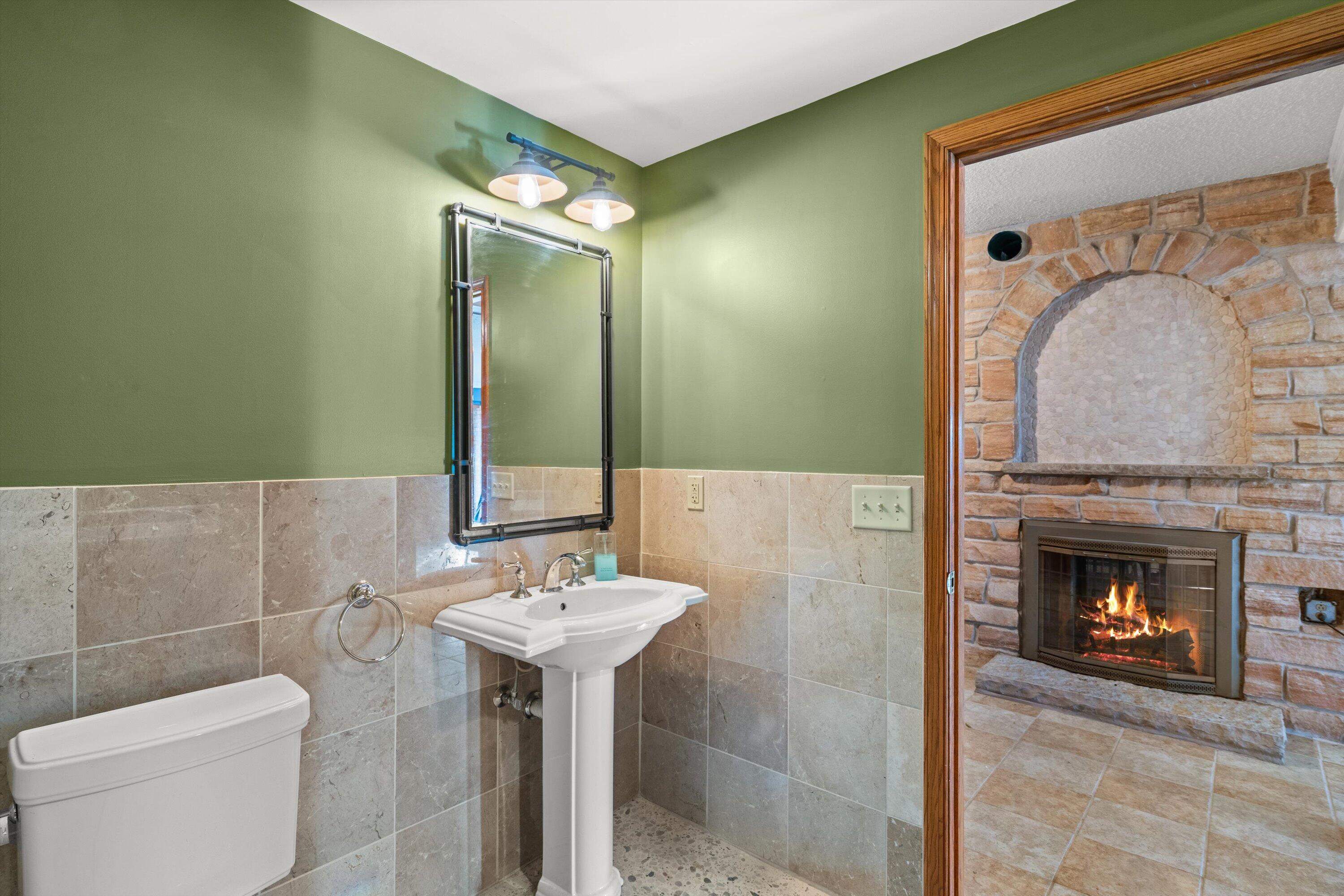 N44W25902 Lindsay Road Pewaukee, WI 53072 - Photo 63 of 92 Lower Level Full Bath