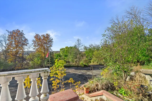 $1,350,000 | N44W25902 Lindsay Road, Pewaukee, WI 53072