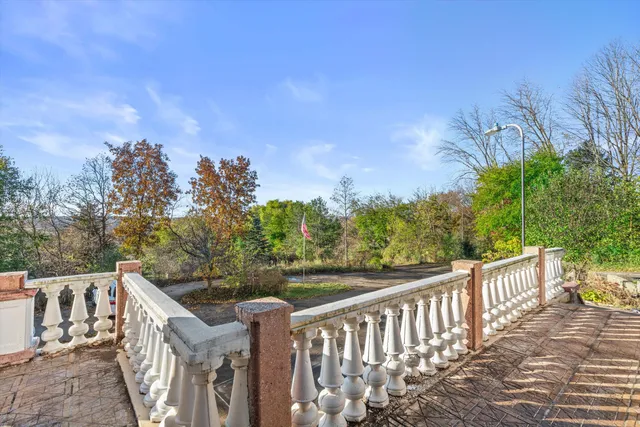 $1,350,000 | N44W25902 Lindsay Road, Pewaukee, WI 53072