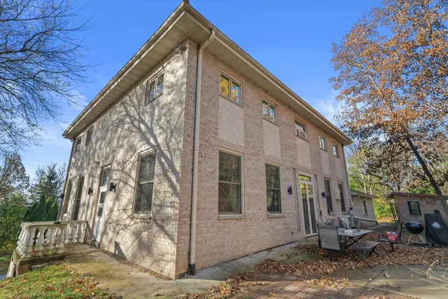 $1,350,000 | N44W25902 Lindsay Road, Pewaukee, WI 53072