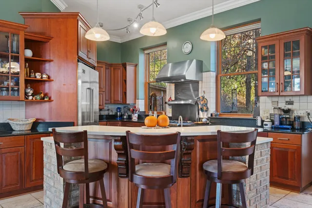 $1,350,000 | N44W25902 Lindsay Road, Pewaukee, WI 53072