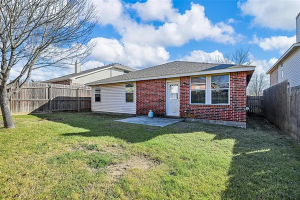 $2,200 | 1713 Baxter Springs Drive, Fort Worth, TX 76247