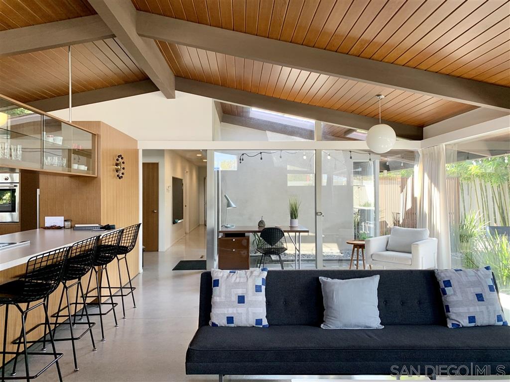 8272 El Paseo Grande La Jolla, CA 92037 - Photo 1 of 25