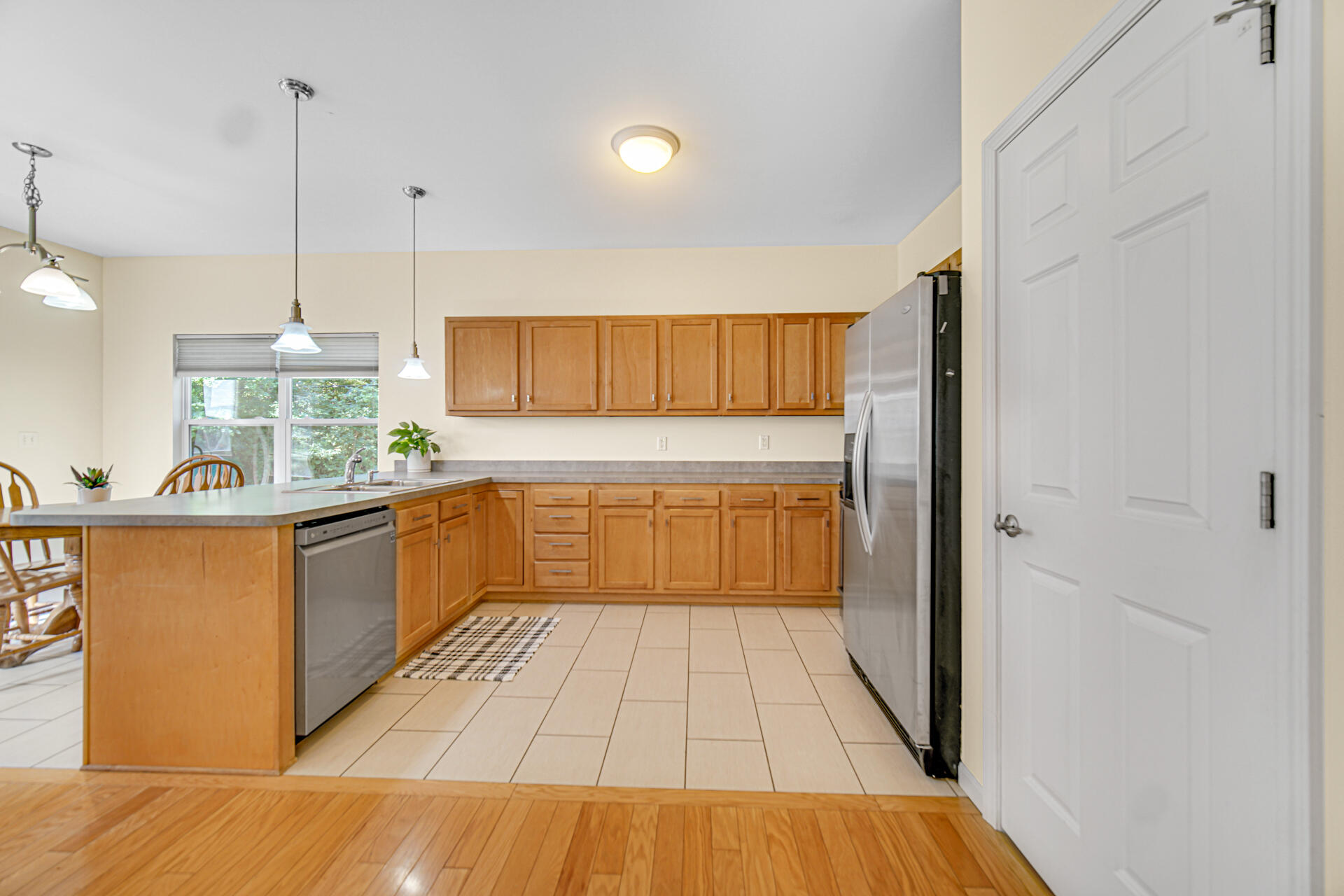 317 West Oak Hill Road Porter, IN 46304 - Photo 8 of 28 1920x1280
