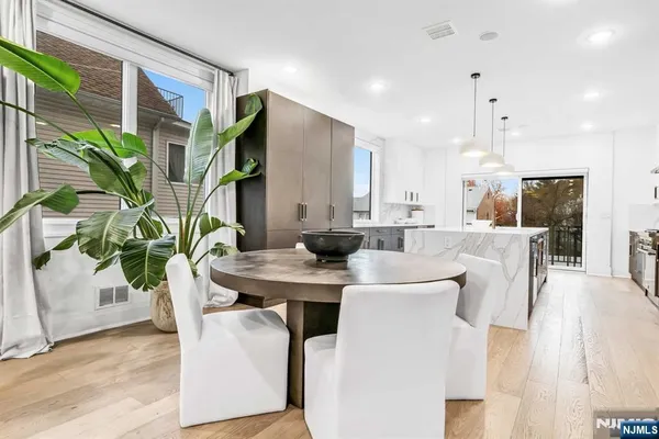 $1,699,995 | 38 Hudson Avenue, Edgewater, NJ 07020